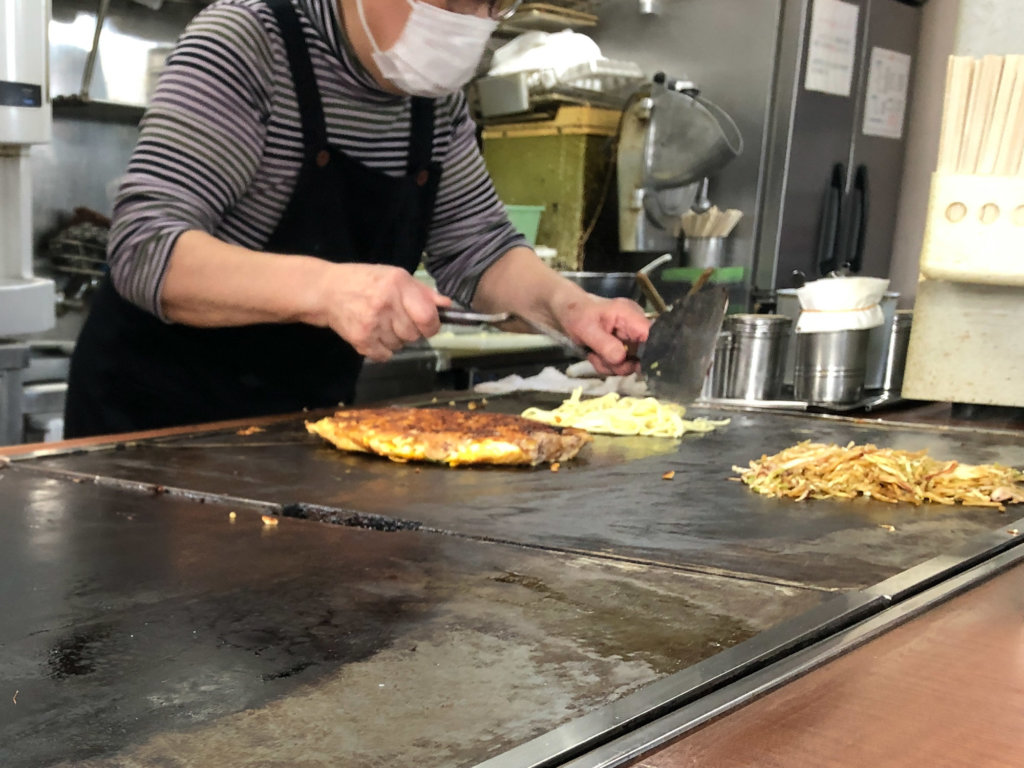 阪神西宮 昔ながらの雰囲気でボリューム満点のお好み焼きが食べられる店 Gourmet 西宮の人と人を繋ぐwebメディア ニシマグ