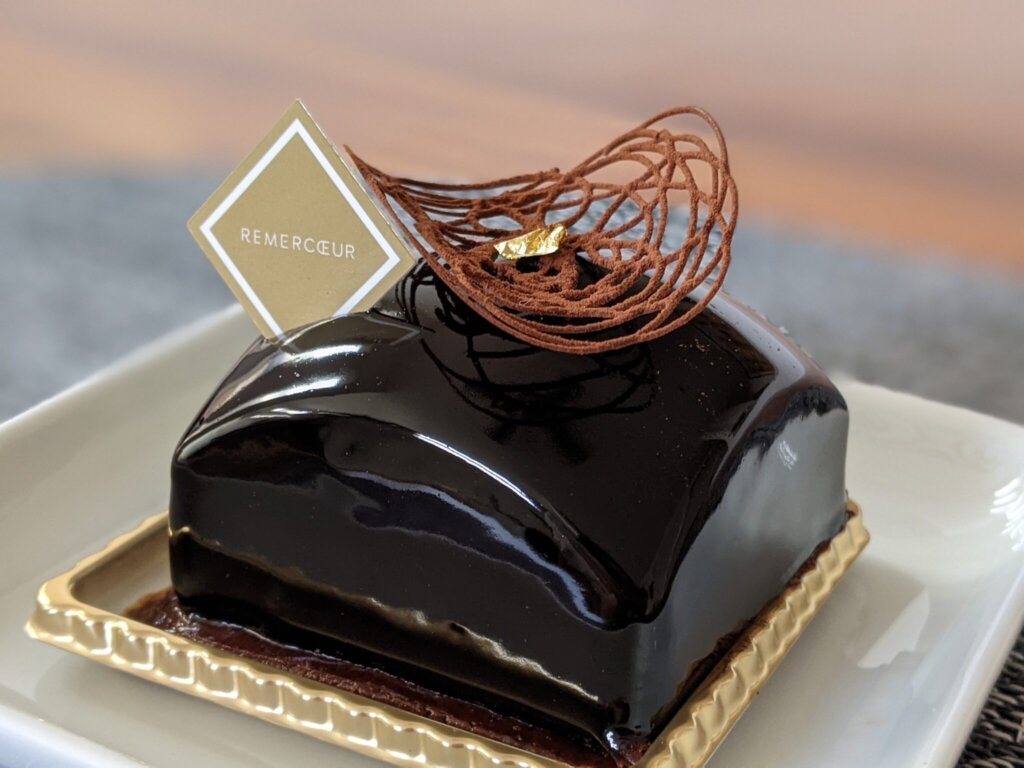 ルメルクール 苦楽園 まるで宝石 高級感溢れる美しいケーキ