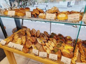 夙川｜西宮が世界に誇るパンの名店！ 世界1位に輝いたレスペクチュ...