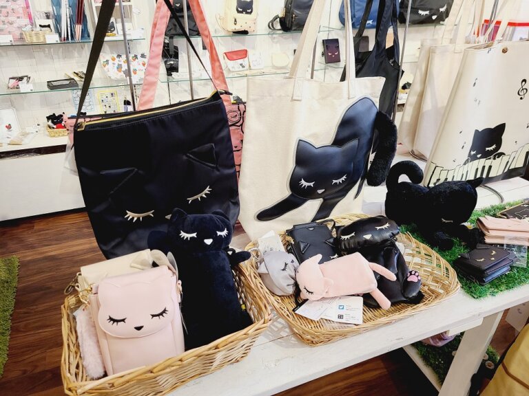 おすましプーちゃんカフェ|甲陽園|世界でここだけ!「おすましプーちゃん」のショップ&カフェ! おすましプーちゃんカフェ|甲陽園|世界でここだけ!「おすましプーちゃん」のショップ&カフェ!