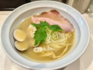 阪神西宮｜貝の旨味たっぷりのあっさり塩ラーメン