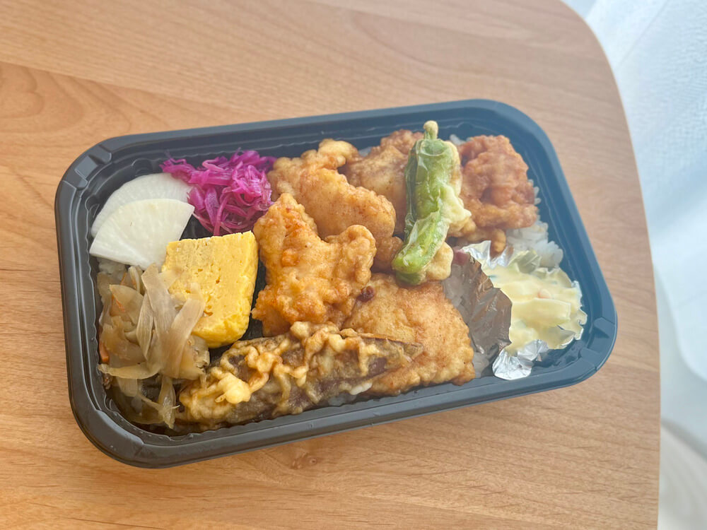 鶏天タルタルのり弁
