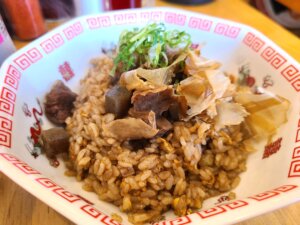 阪神国道｜香ばしさとボリュームがたまらない、チャーハン専門店の...