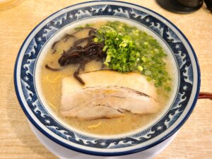 JR西宮｜濃厚だけど食べやすい豚骨醤油ラーメン！